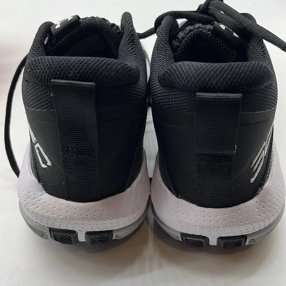 Under Armour new without